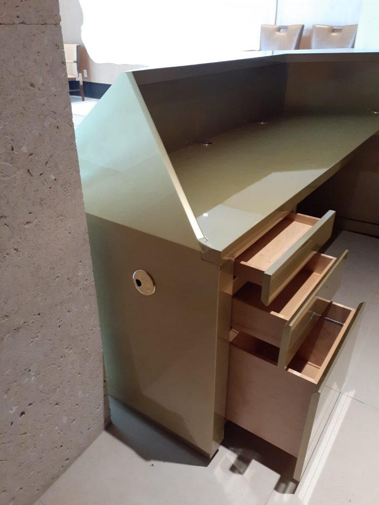 Grove XXIII-Michael Jordan Golf Club- Custom Brass Polygon Desk